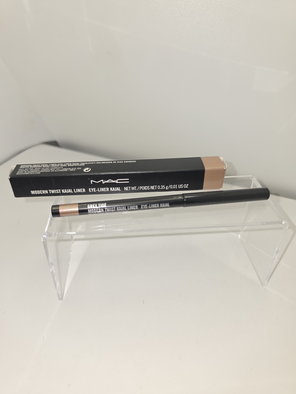 DISCONTINUED MAC Cosmetics Modern Twist Kajal EyeLiner- "GREY TIDE"